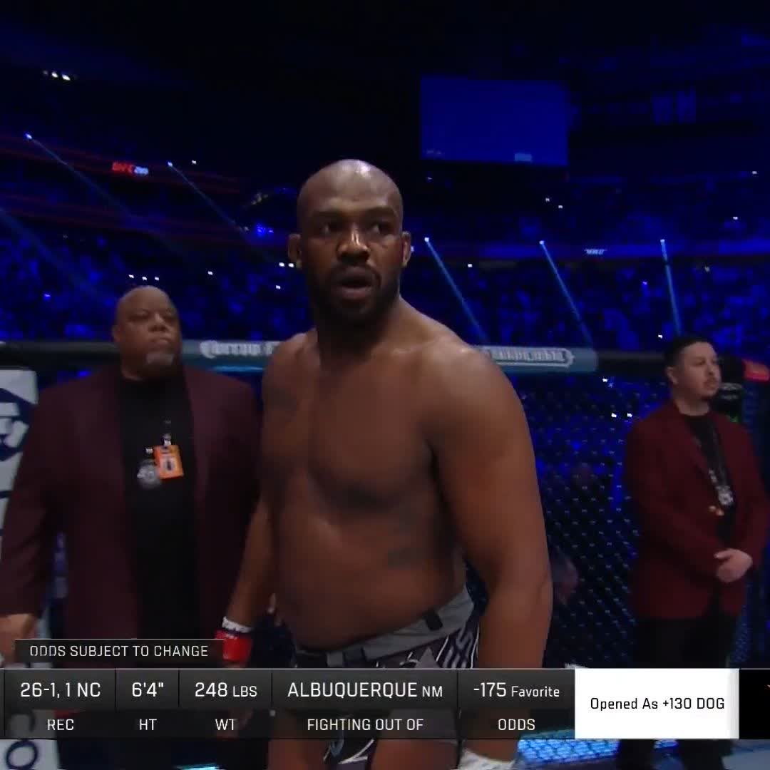 There is NOTHING like a @BruceBuffer intro! #UFC285