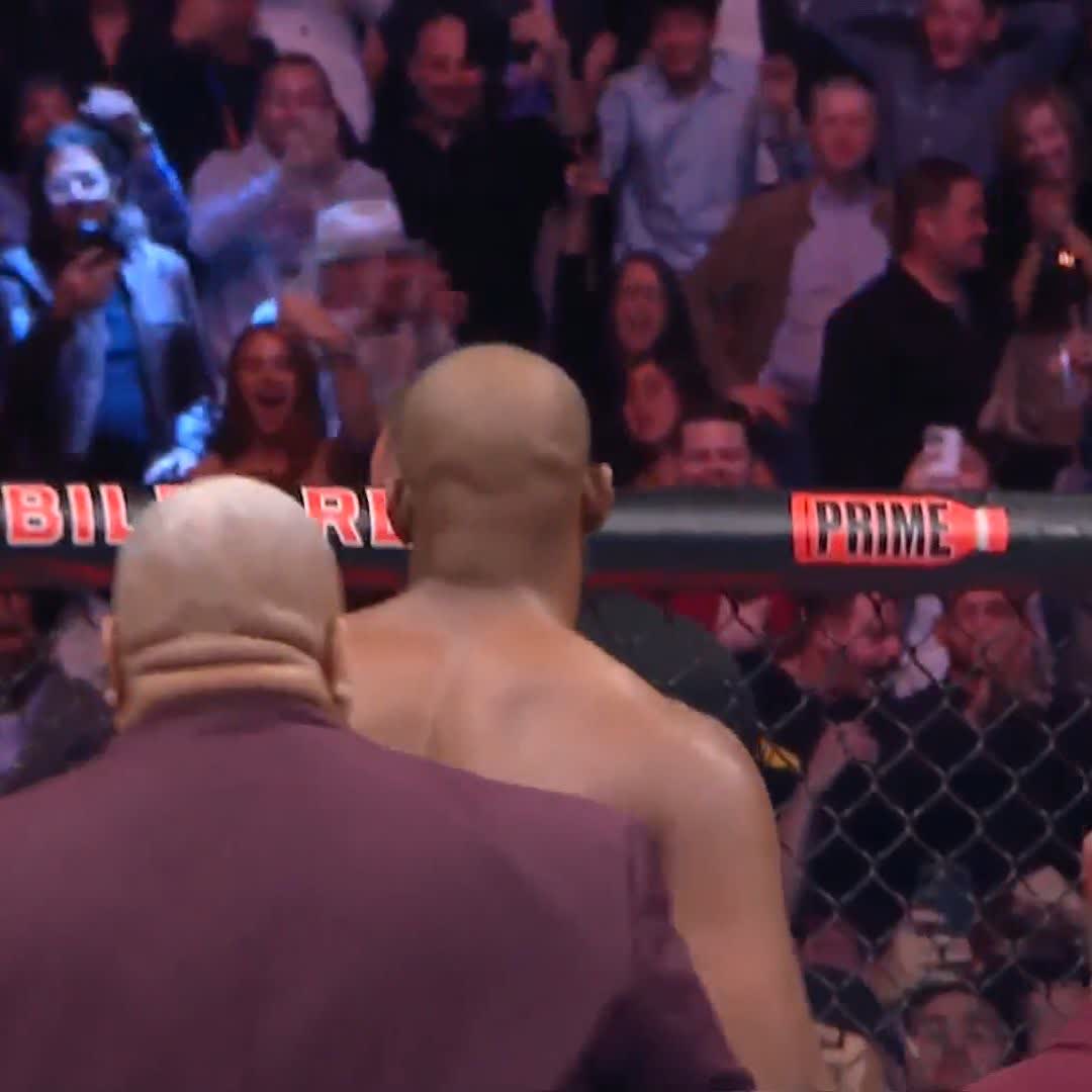 ANDDDDDDDD NEW! JON JONES! THE GOAT! #UFC285