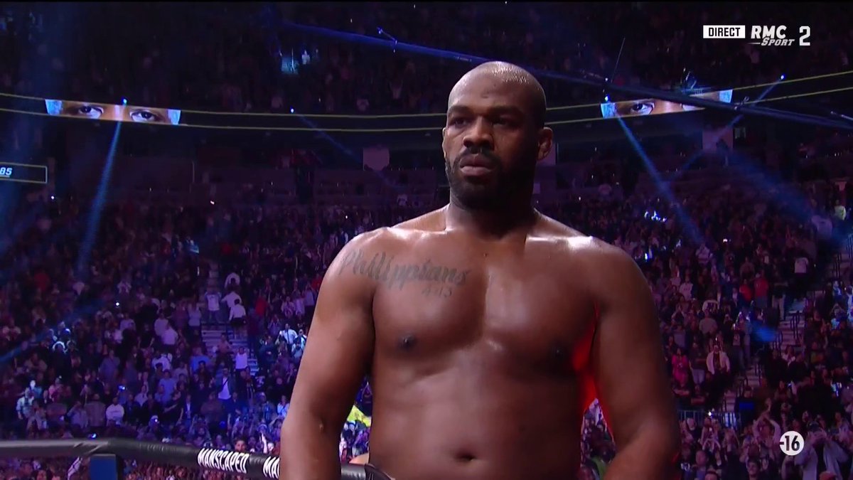 💥C'EST COMPLETEMENT FOU ! JON JONES SOUMET GANE AVEC UNE TERRIBLE GUILLOTINE ! IL EST EXCEPTIONNEL EN 2 MIN 4 SEC ! AND NEWW ! #UFC285