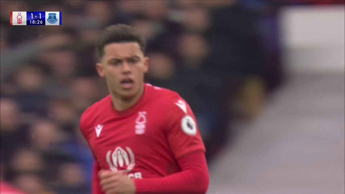 BRENNAN JOHNSON GRABS A GOAL BACK! 💥 The City Ground 𝐄𝐑𝐔𝐏𝐓𝐒! 🔊