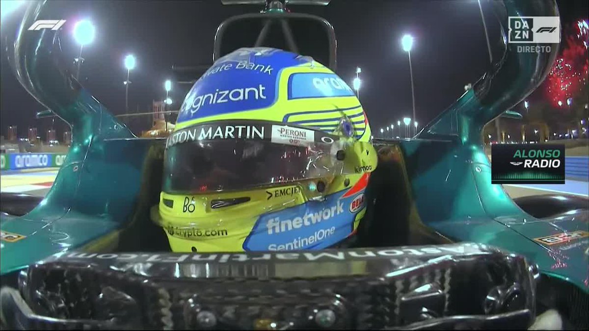 "Lo que habéis hecho, chicos. Lo que habéis hecho. Estoy muy orgulloso de vosotros" Consigue el podio y a Fernando Alonso le falta tiempo para agradecérselo a su equipo. ¡Qué grande! #BahreinDAZNF1 🇧🇭