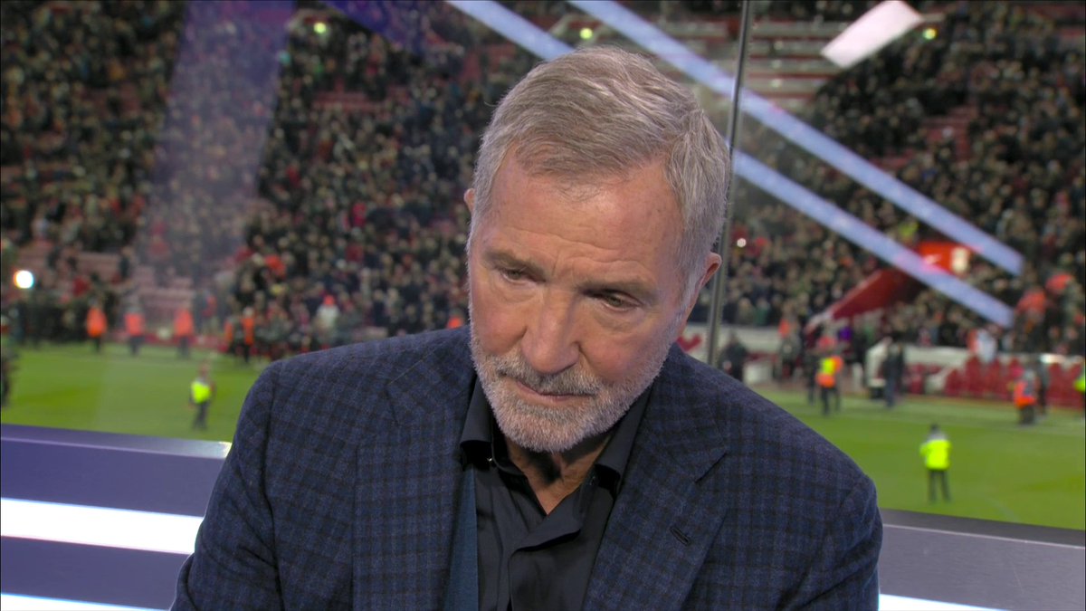 🗣️ “The crowd today wasn’t going to allow Liverpool to lose this game.” Graeme Souness says Anfield is the BEST place to play football because the crowd get behind you at all times. 🏟️