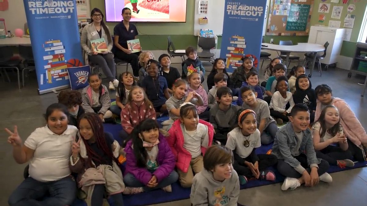 Thunder employees, Vi Diaz and Paulina Panduro took a Reading Timeout with students at Western Gateway Elementary to read, ¿De dónde eres? Thunder Reading Timeouts, presented by American Fidelity Careers, encourage a lifelong love for reading.