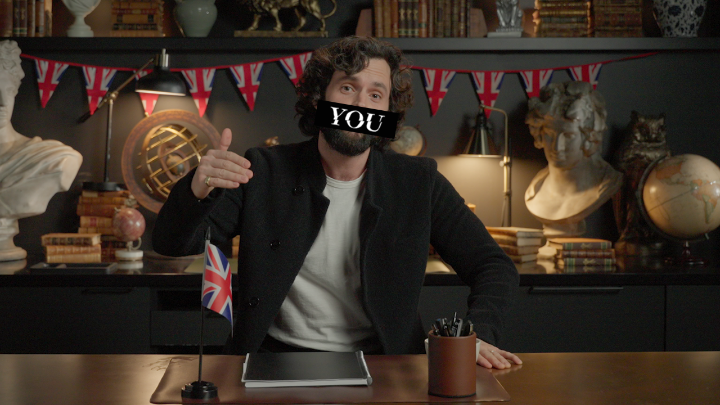 You star Penn Badgley is revealing every last secret about how Season 4 ends... sort of.