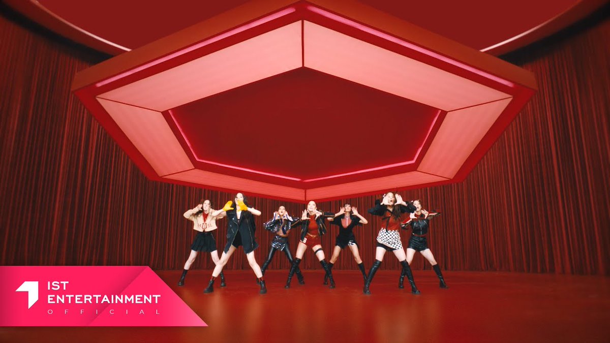 1 year ago today, Weeekly released their 1st Single Album ‘Play Game : AWAKE’ with title track ‘Ven para’