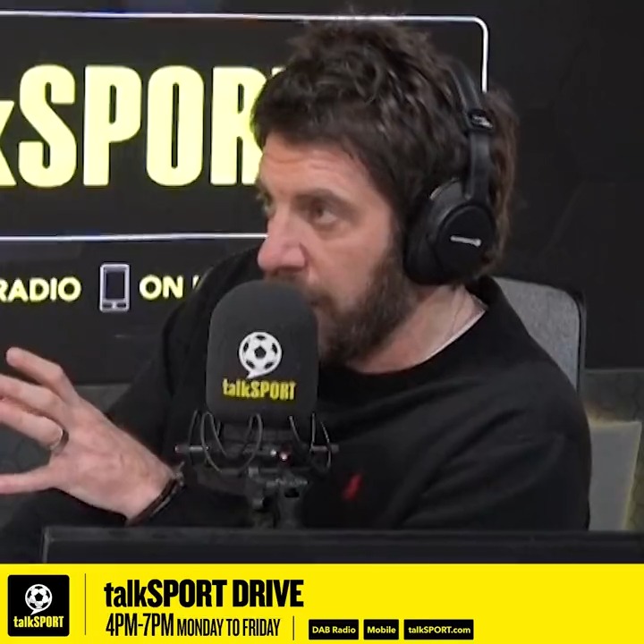 ✅ Cristiano Ronaldo ✅ Thierry Henry ✅ Gareth Bale ✅ Ryan Giggs ✅ Eden Hazard/David Beckham Andy Goldstein picks 5/6 Premier League wide players who he believes are better than Mo Salah 👀🔥 Agree?