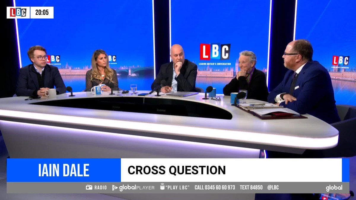 Science Minister @GeorgeFreemanMP wants the Labour party to be 'transparent' about when Keir Starmer first approached Sue Gray before appointing her as the opposition's Chief of Staff. Iain Dale 🏴🇬🇧 ⚒️ | #CrossQuestion