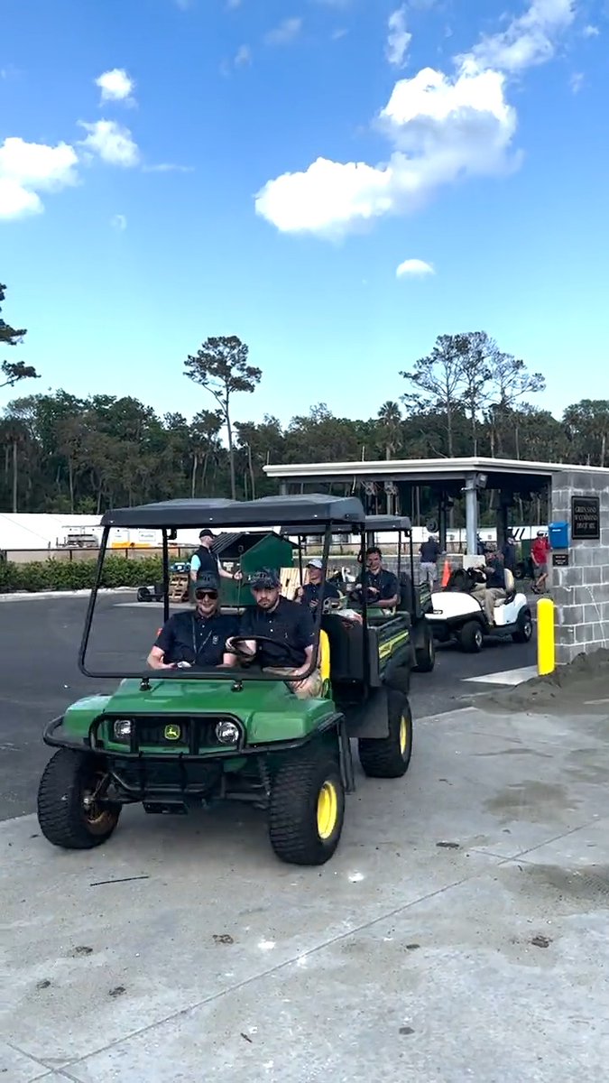 The TPC Sawgrass agronomy team gets to work 😤