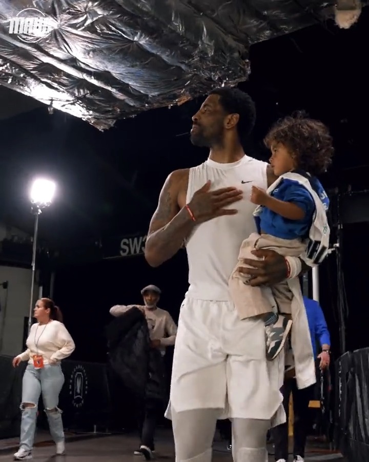 "I love y'all too" Kyrie Irving and the fans after Kyrie scored 17 of his 33 points in the 4th quarter of the Mavs win vs the Jazz.