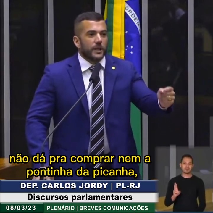 Lula: o maior estelionatário eleitoral da história.