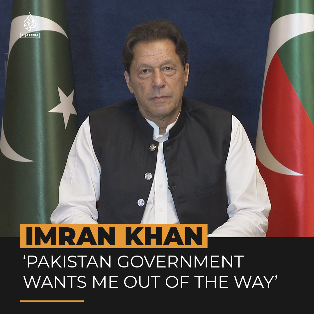 Pakistan’s former PM Imran Khan has told Al Jazeera he thinks the gov't wants him ‘out of the way’ because they’re scared to face him in elections ⤵️ 🔗: