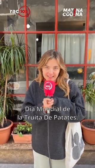 🫶🏼🍳DIA MUNDIAL DE LA TRUITA DE PATATES🍳🫶🏼 🎙️🤩 La zoè ha sortit a tastar les truites més originals de Barcelona. Truites de croissant, de musclos… i cambrers simpatiquíssims!! 🤤🥐 Gràcies @lestruites i #LaCeba!! 🌟🥚 #MatinaCodina zoè