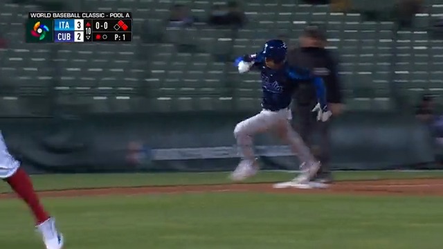 Team Italy takes the lead in extras! 🤌 #WorldBaseballClassic