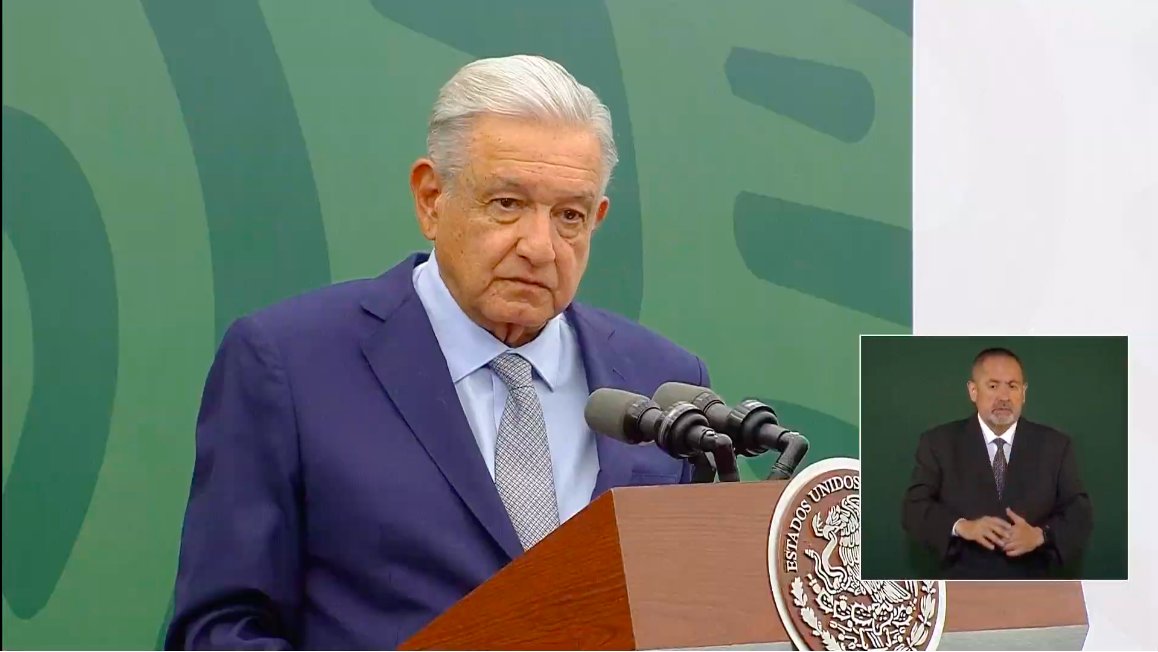 El presidente López Obrador reitera su advertencia a los republicanos en Estados Unidos: "O cambian su trato a México o desde hoy comenzamos con campaña informativa para que todos nuestros paisanos sepan de la alevosía, de esta agresión". Más, en