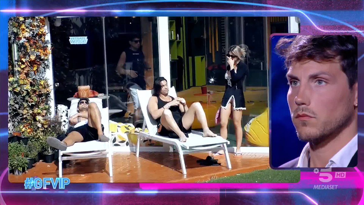 Oriana non sembra essere felice della reazione di Daniele alla notizia del suo arrivo in finale... È certa che ci sia qualcosa che non vada. #GFVIP
