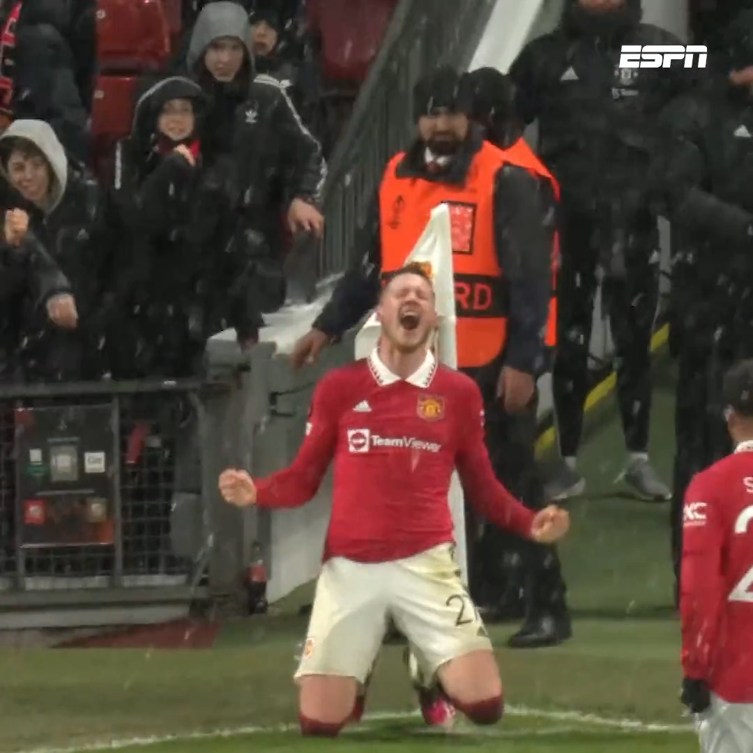 ๐ฅน Enorme ontlading: het eerste doelpunt van Wout Weghorst op Old Trafford! ๐๏ธ #MUNBET