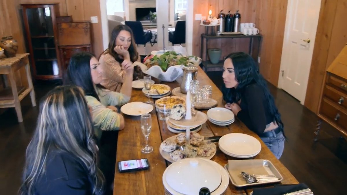 It's special to hear the adoption stories of our #JSFamilyVacation girls. 💙 Tune in tonight at 8/7c on MTV!
