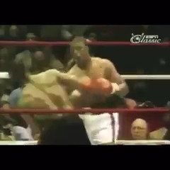 Movimiento de cintura + poder de KO = Mike Tyson 🙌🏻🥊