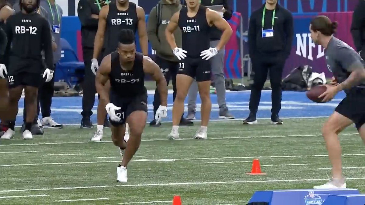 .Bijan Robinson came to work in Indy. How high will he go in the NFL Draft? #NFLCombine | Texas Football
