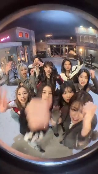 SET #TWICE FREE🗝 📌Listen "READY TO BE" Here🗝 #트와이스 #READYTOBE #SETMEFREE