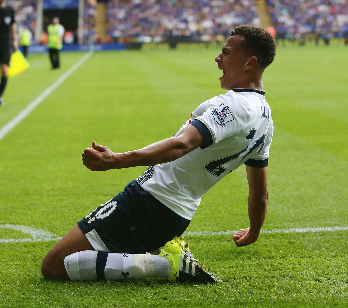 #GoalOfTheDay | Dele vs Leicester City [2015]