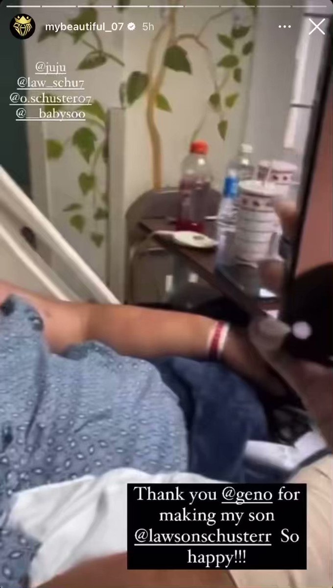 It’s bigger than football! #Chiefs Juju Smith Schuster's brother, Lawson, a diehard Seahawks fan was in a tragic car accident that resulted in a leg amputation. Currently still in the hospital, when surprised by his mom, Juju, and #Seahawks Geno Smith with a gift. We’re rooting for you, Lawson! (h/t: mybeautiful_07 /IG)