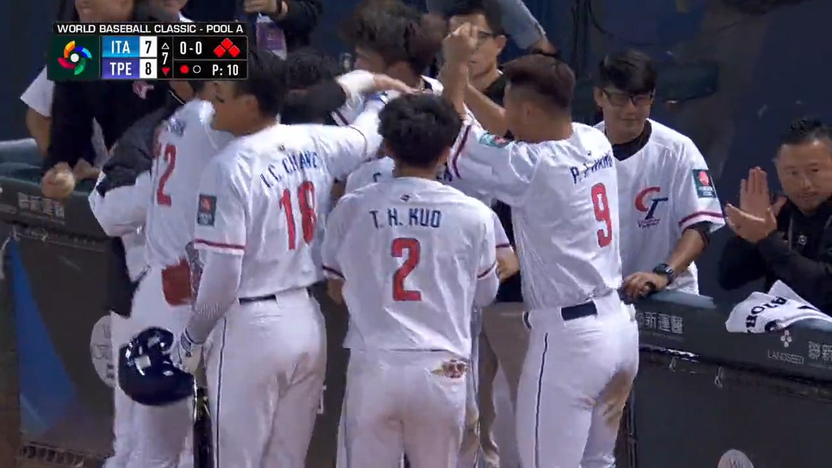 Chinese Taipei takes the lead!!! #WorldBaseballClassic