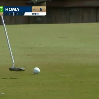 What a putt from @MaxHoma23 🔥