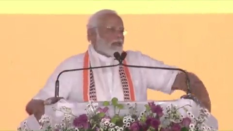 Congress and their allies want to dig my grave, while I want to build top quality infrastructure for my fellow Indians. They dream of digging my grave but they do not know that the people of India are my Suraksha Kavach.