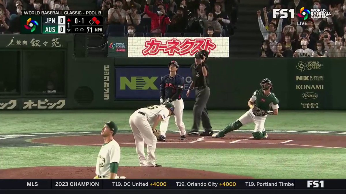 【確信歩き】大谷翔平、初回でオーストラリアから3ランホームラン!ボールは自身の看板直撃