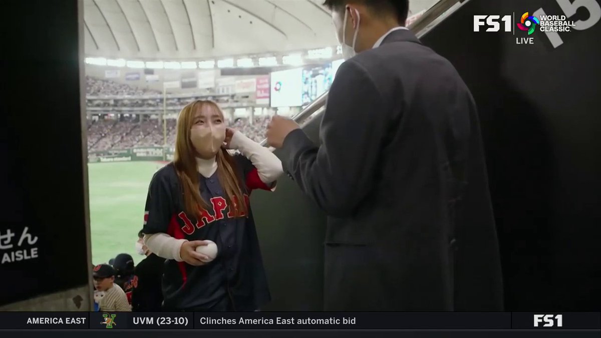 I’ve never seen anything like this in my life. And you certainly will never see this in America. After the Shohei Ohtani home run, the ball was PASSED AROUND THE STANDS before being returned to its rightful new owner