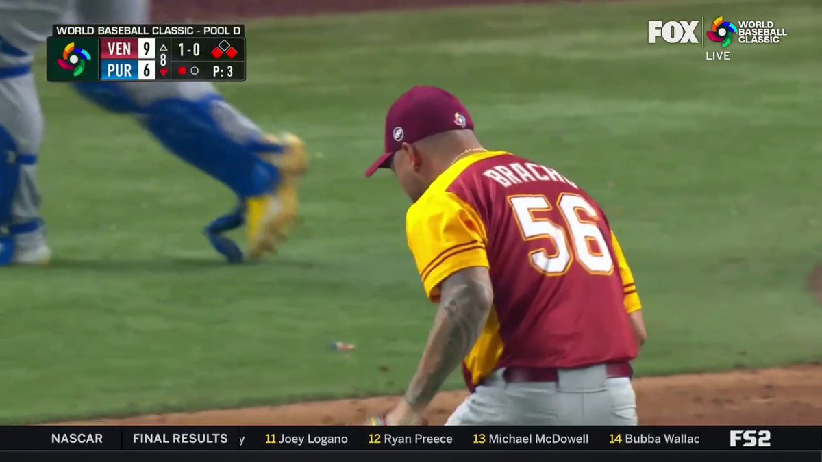 "Silvino Bracho" es tendencia porque entró al juego en el octavo inning y apagó totalmente la amenaza de Puerto Rico Además salió a lanzar en la novena entrada y salvó el Juego