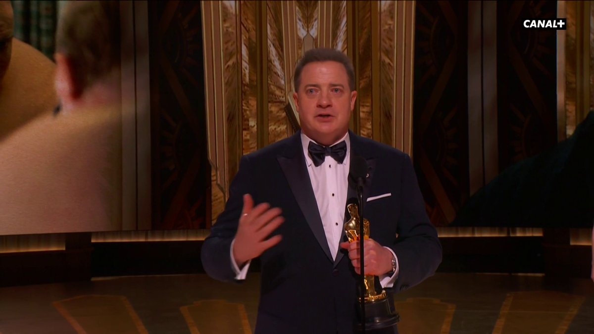 "C'est donc ça le multiverse ?" L'émotion de Brendan Fraser, sacré meilleur acteur aux #Oscars.