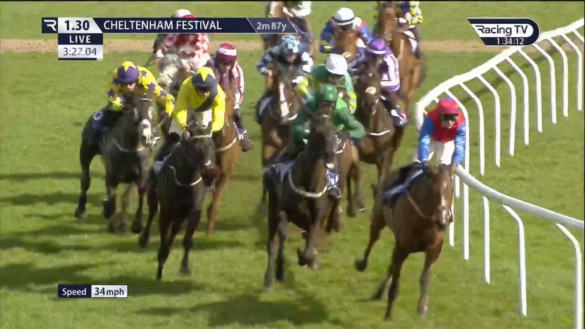 MARINE NATIONALE denies FACILE VEGA! 👊 The Sky Bet Supreme Novices' Hurdle gets the week off to a thrilling start 💥 #CheltenhamFestival