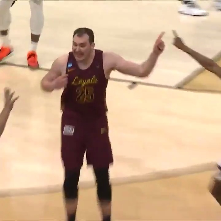 Cameron Krutwig on the 2018 Loyola Chicago Final Four team 👀🔥 Cameron Krutwig Loyola Men's Basketball