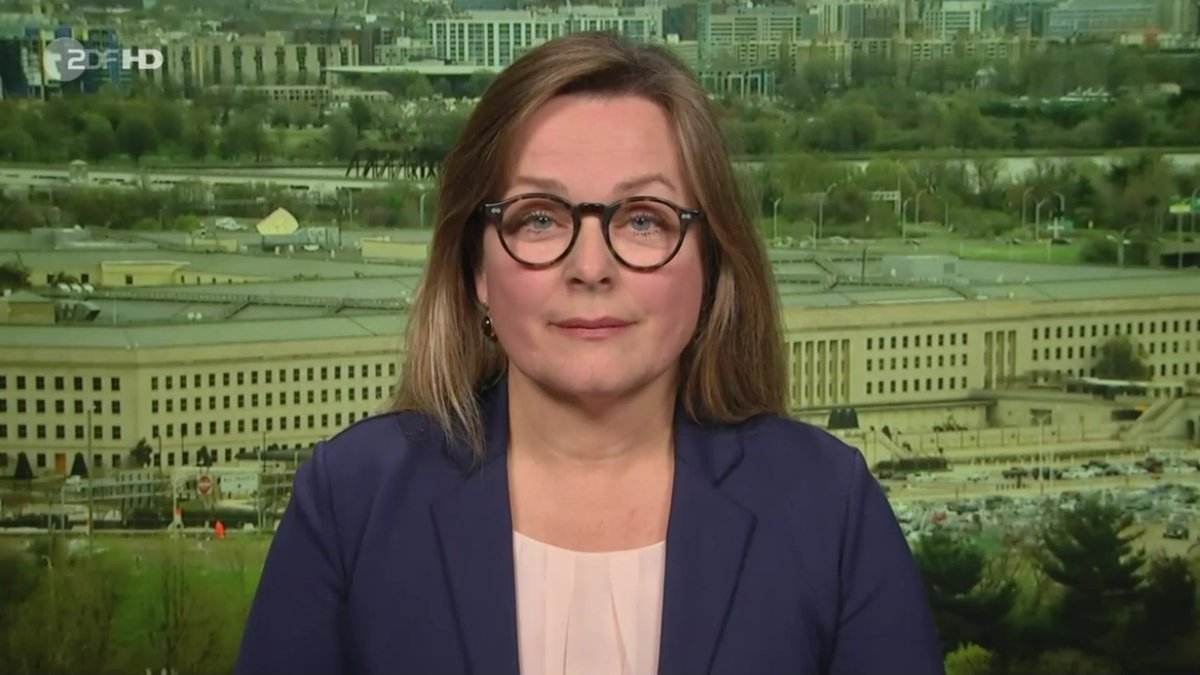 Ein russischer #Kampfjet ist nach Angaben des US-Militärs mit einer amerikanischen #Überwachungsdrohne zusammengestoßen. ZDF-Korrespondentin Claudia Bates mit den Details.