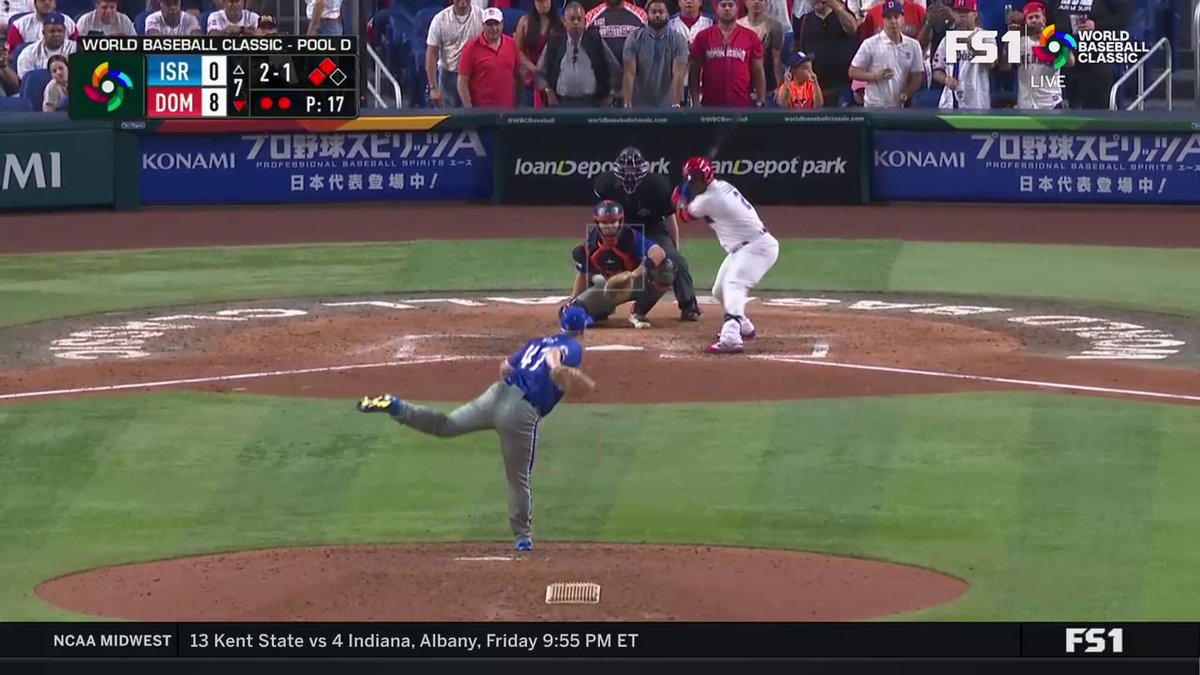 WALK-OFF!!! Jean Segura sends the Dominican Republic fans home happy 🇩🇴 📺: WBC on FS1