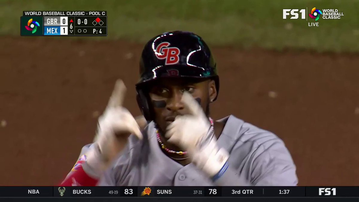Go ahead and sip that tea, Chavez Young ☕️ Lead off double in the 6th for Great Britain! 📺: WBC on FS1