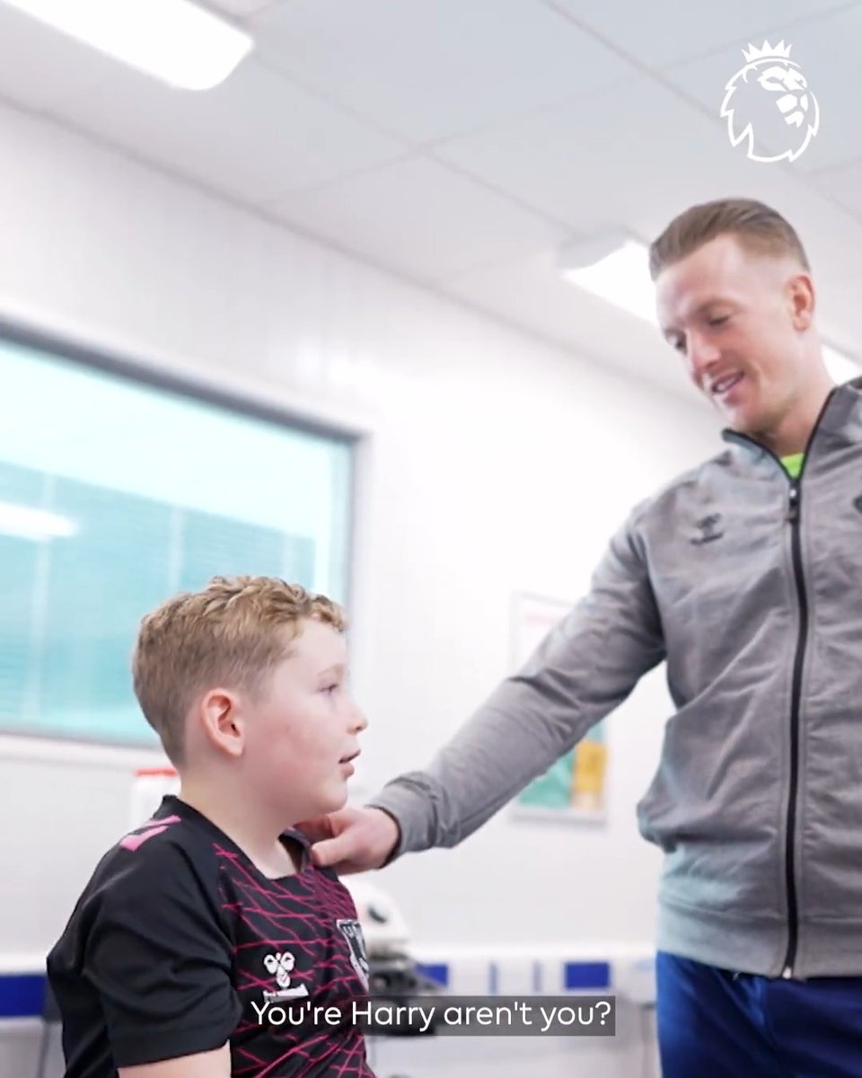 "Every challenge Harry has faced in his young life, he has done with courage and a smile on his face" Jordan Pickford and Everton gave inspirational young fan Harry a day he will never, ever forget 💙