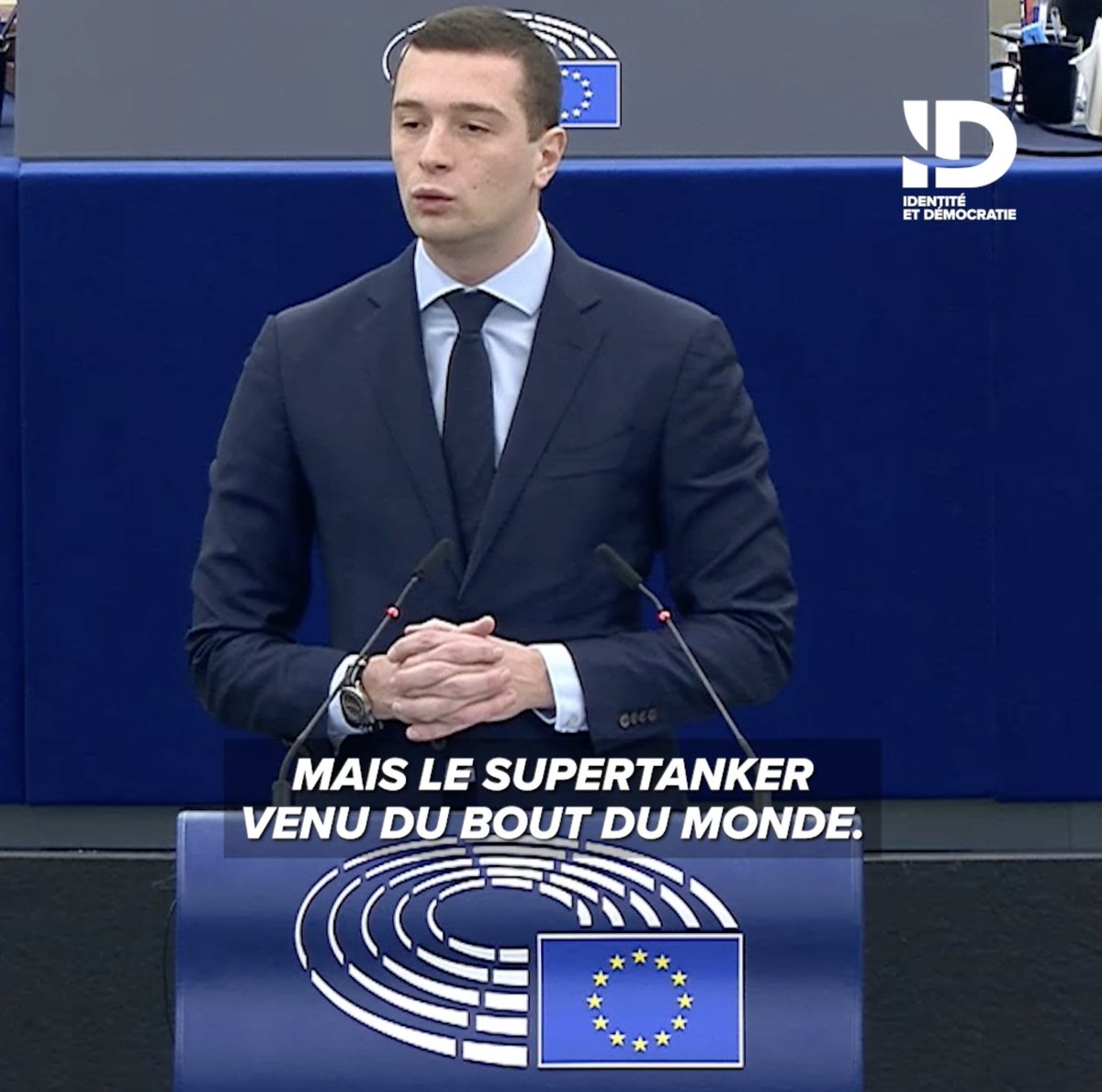 Ces zones à faibles émissions sont des zones à grande exclusion. Au nom de l’écologie, vous transformez les grandes villes en citadelles infranchissables pour les gens ordinaires. Celui qui pollue n’est pas l’automobiliste français, mais le supertanker venu du bout du monde. ⤵️