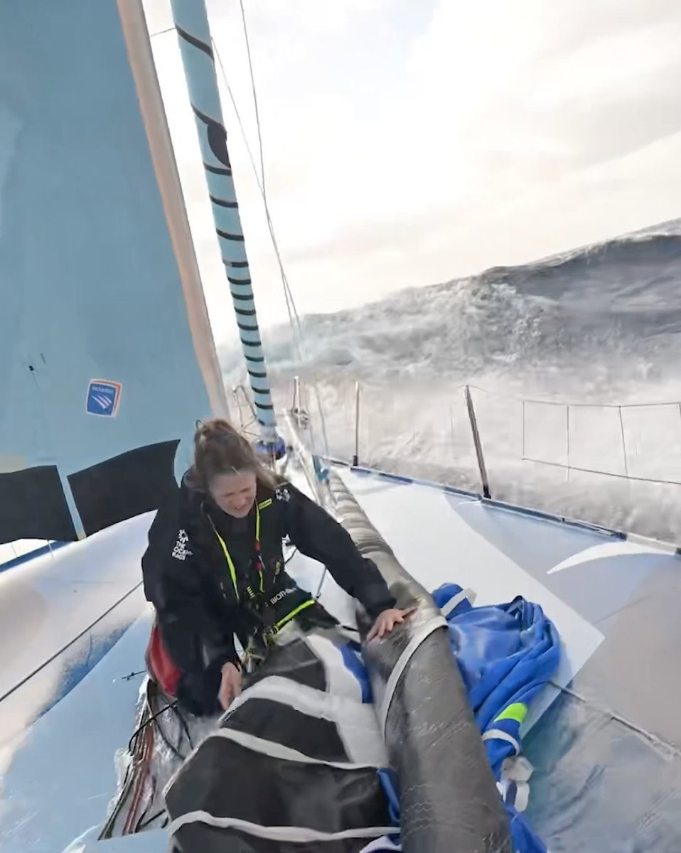 From @eurosport's broadcast, to the longest and toughest leg in The Ocean Race history in just two months 🎥 Sam Davies can do it all 🤩 #TheOceanRace