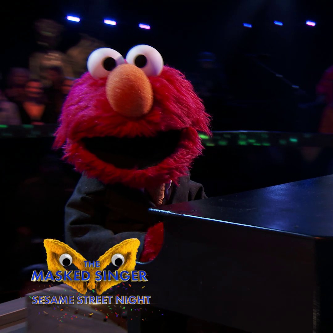 The only thing better than cookies is having Cookie Monster on #TheMaskedSinger TONIGHT! 🍪 Sesame Street Night on #TheMaskedSinger starts at 8/7c, next day on Hulu. 👏