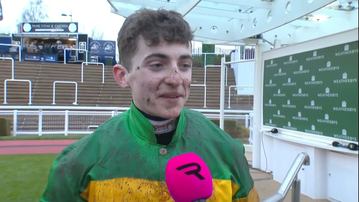 ๐ฃ "Did that just happen? I can't believe it." โ๏ธ 18 years of age โ๏ธ Studying for his Leaving Cert โ๏ธ First ride at CheltenhamRacecourse โ๏ธ Wins a G1 contest John Gleeson - what a man & what a day for him & his family