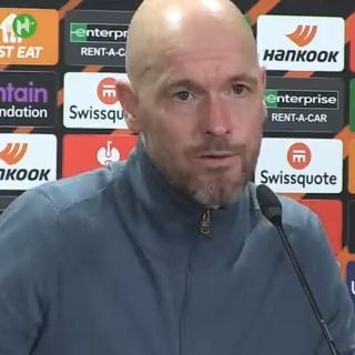 Erik Ten Haag says his squad always has injuries, suspensions, illness but Arsenal all the time have a squad that is totally available (Hayters TV)