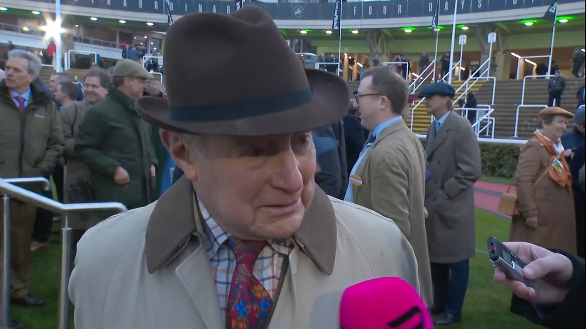 🗣 "It's a lovely game & it was really proven with the reception Honeysuckle got. Every person was behind Henry & his outfit." John Kiely is some man. Just saddled his first #CheltenhamFestival at the age of 86, but still finds time for these lovely words for Henry de Bromhead