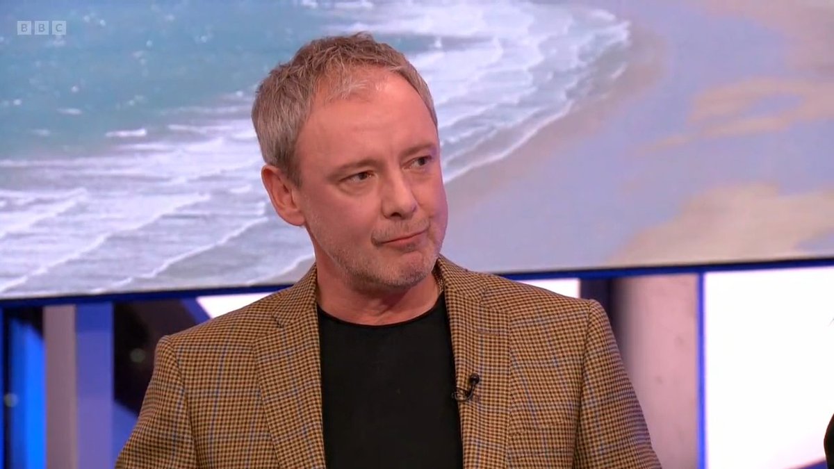 🚨 #LifeOnMars fans, watch this space! John Simm clears up the latest on 'Lazarus'! 📺 #TheOneShow 👉