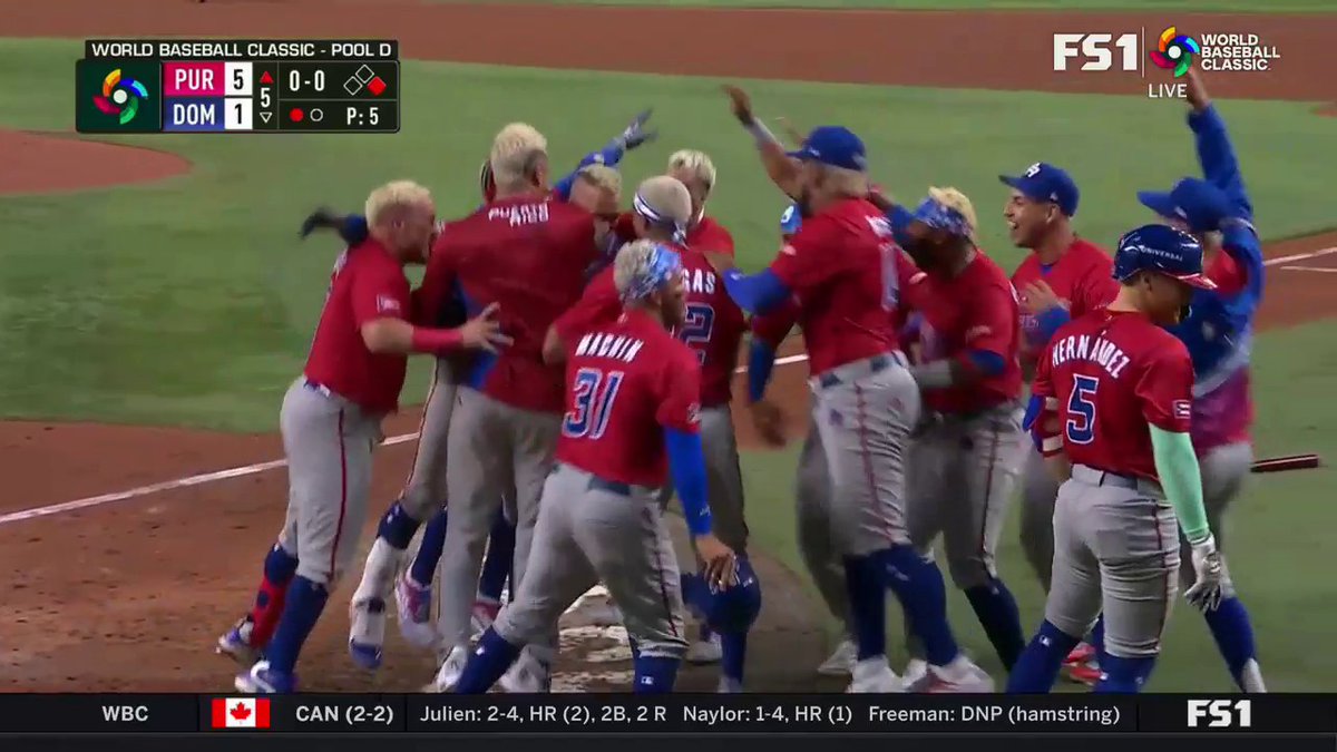 LINDOR MAKES IT ALL THE WAY AROUND THE BASES!! WOW!!! ๐บ: WBC on FS1