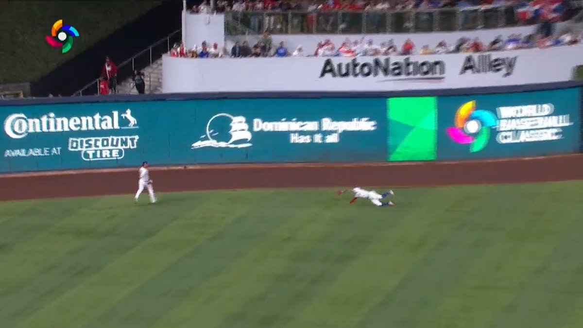 .Julio Rodriguez🇩🇴🦁 robbery. 🙅♂️ #WorldBaseballClassic