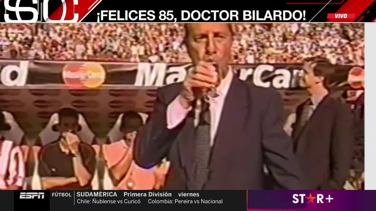 En el día de su cumpleaños 85, recordamos uno de los momentos más emblemáticos del Doctor Bilardo en el fútbol argentino. ICÓNICO.