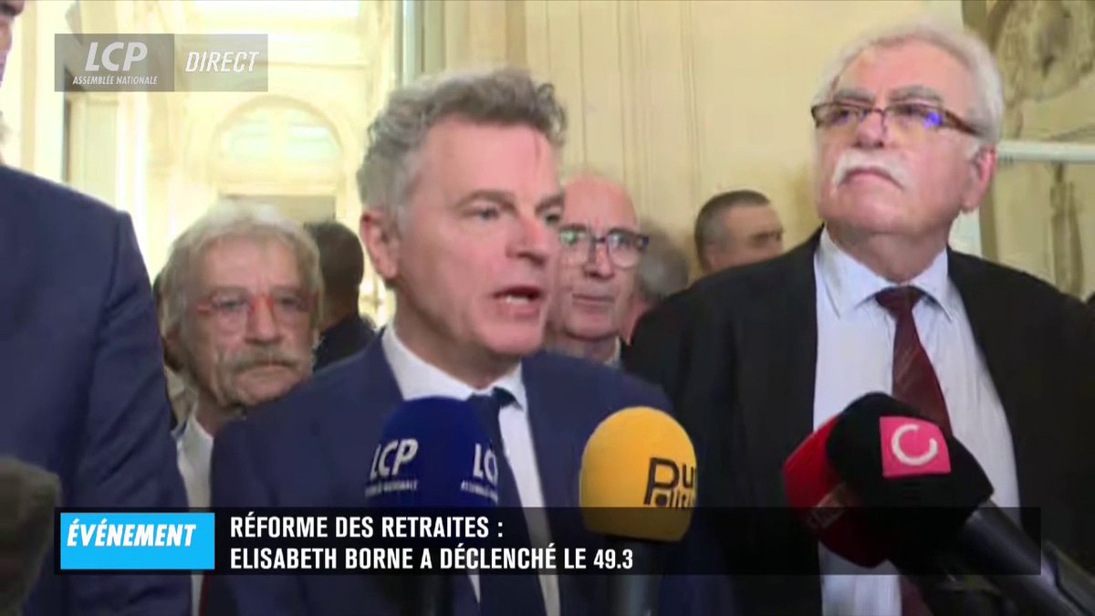 Le gouvernement utilise le 49.3 sur la #RéformeDesRetraites : "Élisabeth BORNE humilie et bafoue le Parlement (...) la motion de censure est prête, nous la soutiendrons." Fabien Roussel annonce également le lancement d'un référendum d'initiative partagée (RIP). #DirectAN